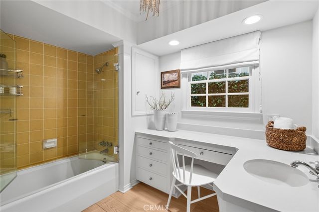 1411 E Bay, Newport Beach, CA 92661
