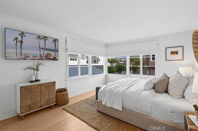 1411 E Bay, Newport Beach, CA 92661