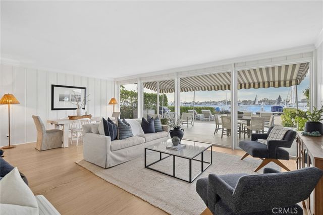 1411 E Bay, Newport Beach, CA 92661