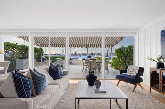 1411 E Bay, Newport Beach, CA 92661