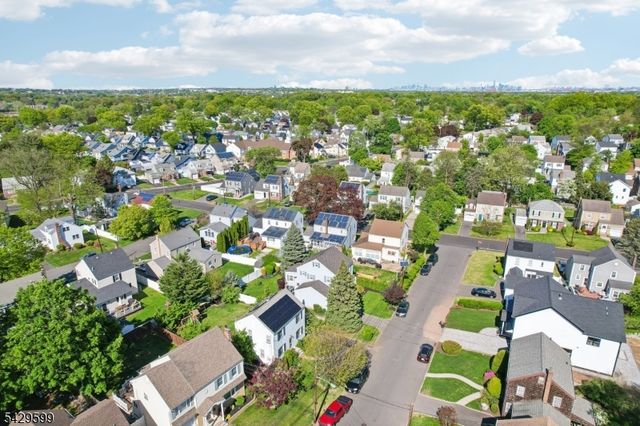 270 Longview Rd, Union Twp., NJ 07083