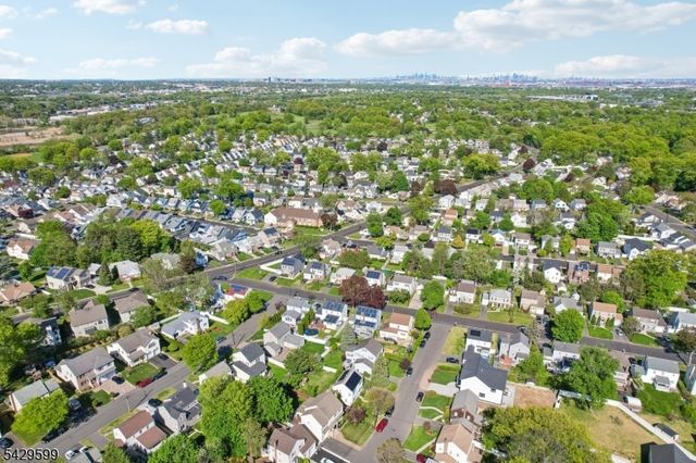 270 Longview Rd, Union Twp., NJ 07083