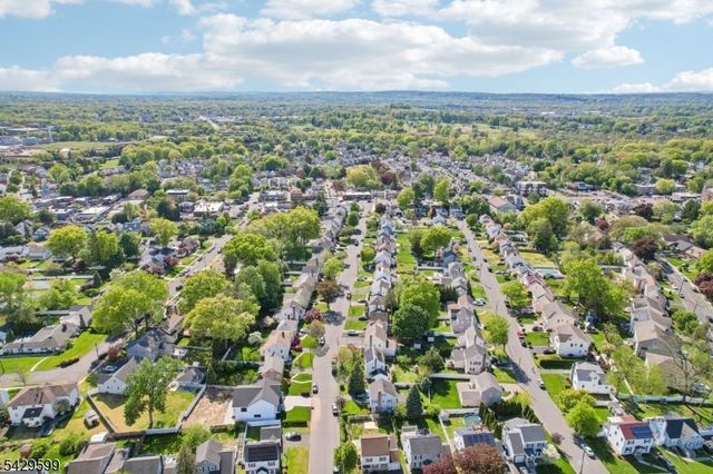 270 Longview Rd, Union Twp., NJ 07083