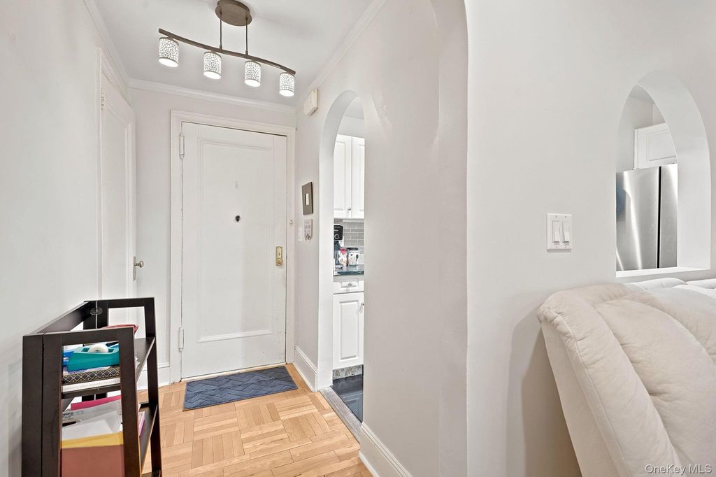 910 Stuart Avenue 2EF, Mamaroneck, NY 10543 — photo 3