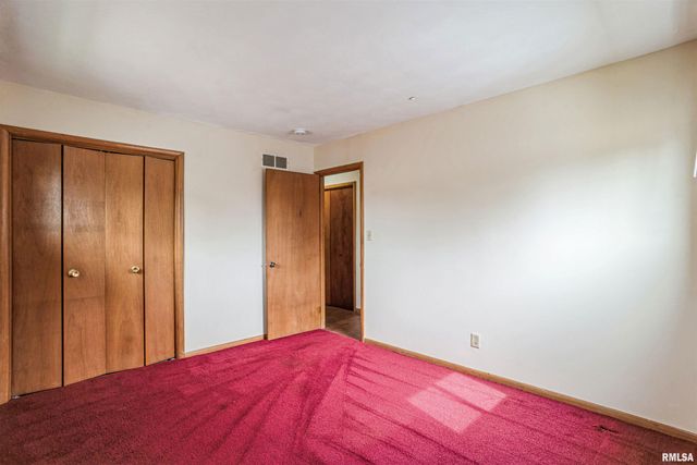 3403 4TH Street, East Moline, IL 61244