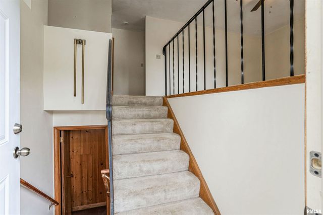 3403 4TH Street, East Moline, IL 61244