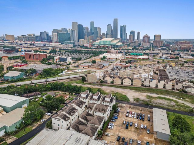 2509 Garrow Street B, Houston, TX 77003