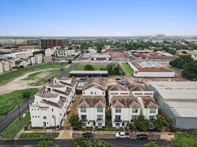 2509 Garrow Street B, Houston, TX 77003