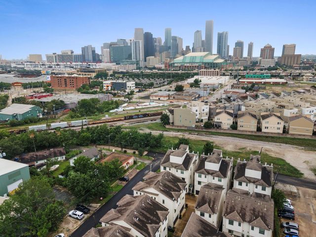 2509 Garrow Street B, Houston, TX 77003