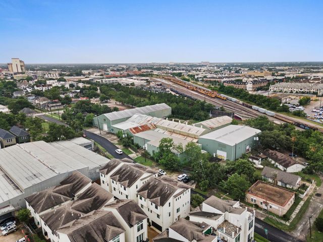 2509 Garrow Street B, Houston, TX 77003