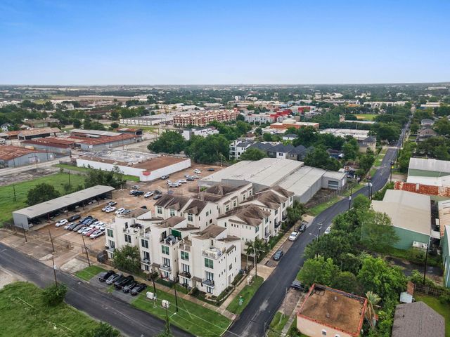2509 Garrow Street B, Houston, TX 77003