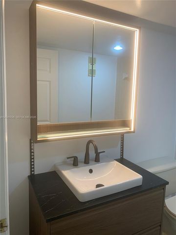 1705 Whitehall Dr 304, Davie, FL 33324