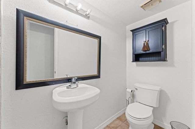 7655 S Braeswood Boulevard 47, Houston, TX 77071
