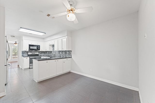 7655 S Braeswood Boulevard 47, Houston, TX 77071