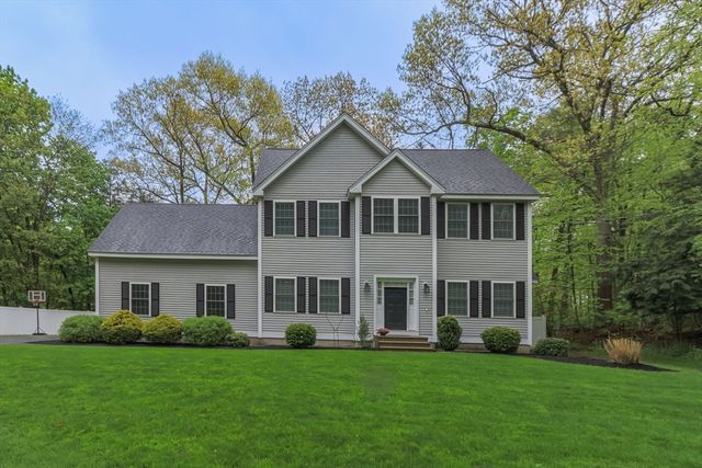 104 School House Rd, Groton, MA 01450