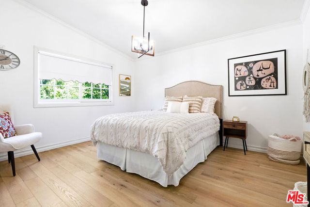 20209 Wells Drive, Woodland Hills, CA 91364