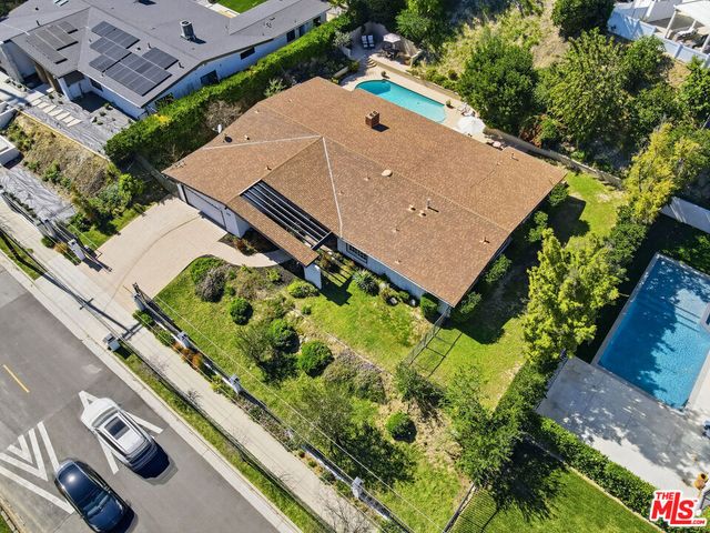 20209 Wells Drive, Woodland Hills, CA 91364