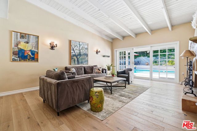 20209 Wells Drive, Woodland Hills, CA 91364