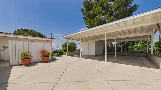 1633 Loma Crest Street, Glendale, CA 91205