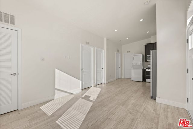 8250 Lankershim Boulevard 185, North Hollywood, CA 91605