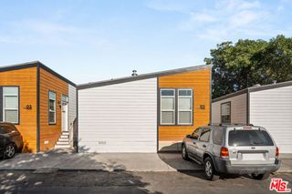 8250 Lankershim Boulevard 185, North Hollywood, CA 91605