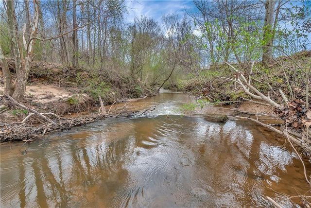 1197 Dee Kennedy Road, Auburn, GA 30011