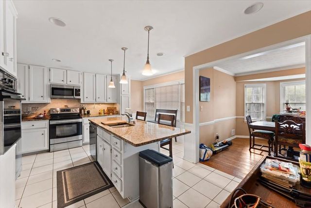 595 Hembree Road, Roswell, GA 30076