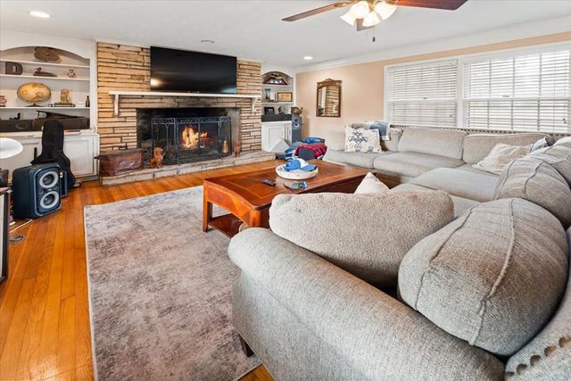 595 Hembree Road, Roswell, GA 30076