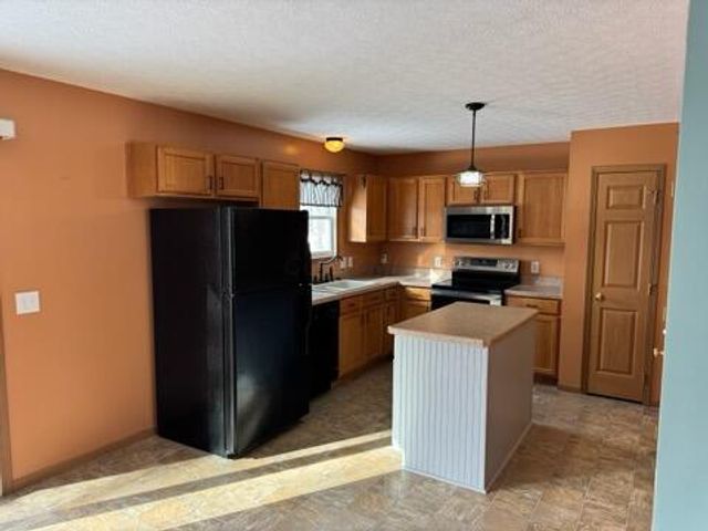 5579 Eagle Harbor Drive, Westerville, OH 43081