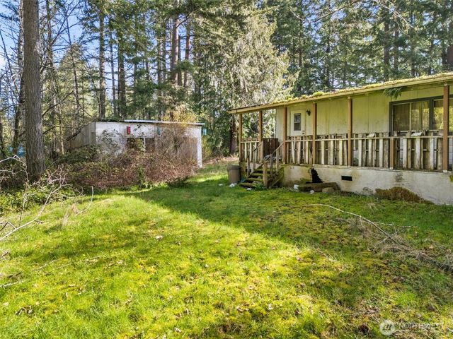 1400 E Rasor Road, Belfair, WA 98528