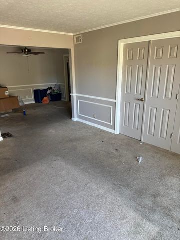 1815 Gardiner Ln APT J80, Louisville, KY 40205