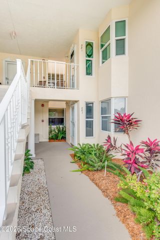 361 N Grove Isle Circle, Vero Beach, FL 32962
