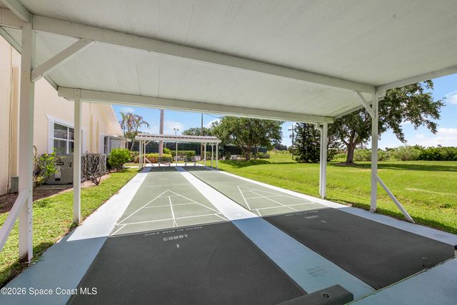361 N Grove Isle Circle, Vero Beach, FL 32962