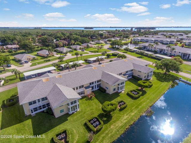 361 N Grove Isle Circle, Vero Beach, FL 32962