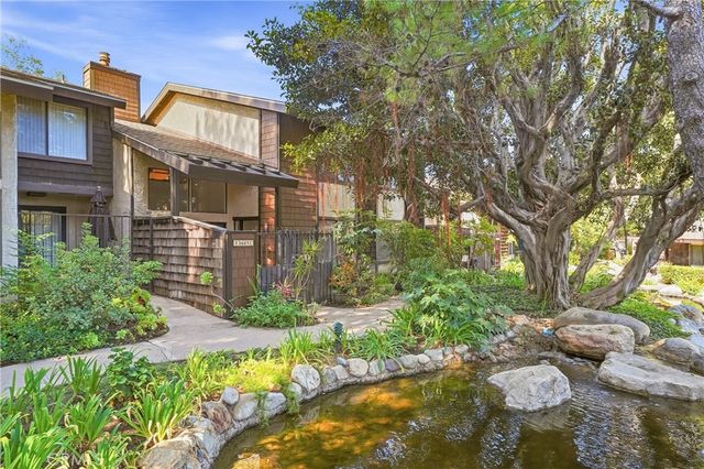 3669 Country Club Drive C, Long Beach, CA 90807