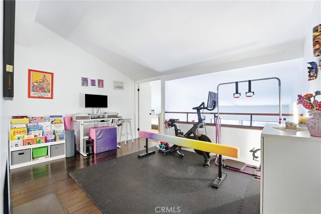 3669 Country Club Drive C, Long Beach, CA 90807