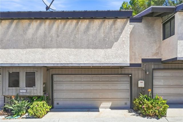 3669 Country Club Drive C, Long Beach, CA 90807