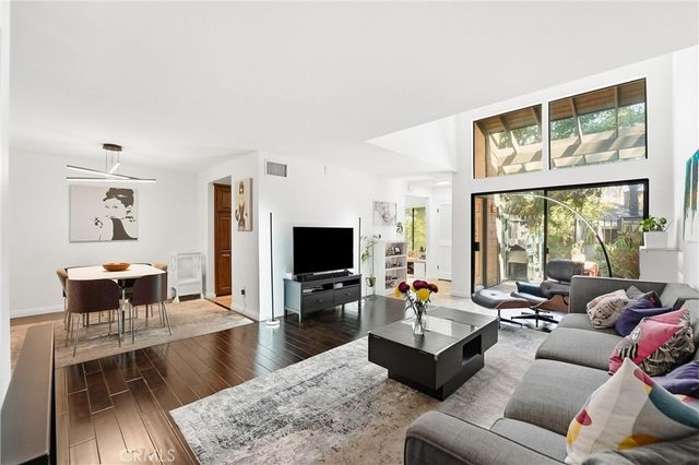 3669 Country Club Drive C, Long Beach, CA 90807