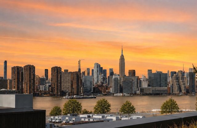 160 WEST Street PHC, New York City, NY 11222