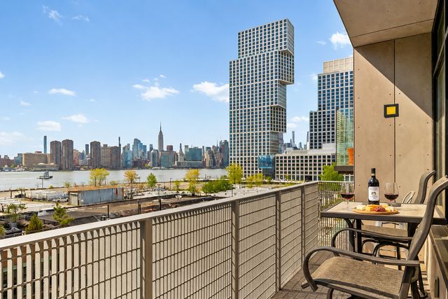 160 WEST Street PHC, New York City, NY 11222