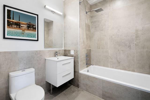 160 WEST Street PHC, New York City, NY 11222