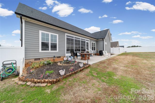 1055 Coppergate Drive, Salisbury, NC 28147