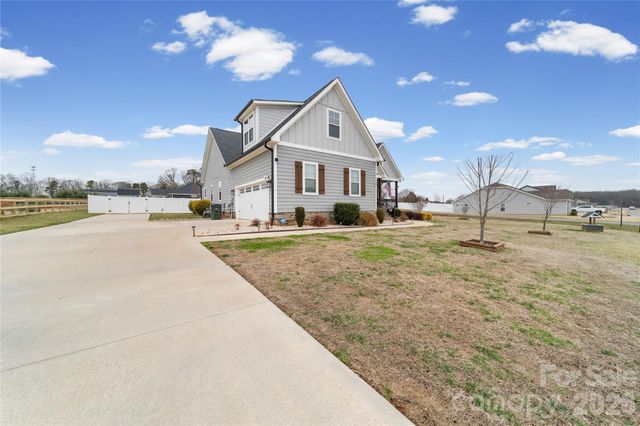 1055 Coppergate Drive, Salisbury, NC 28147