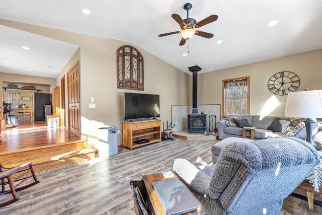 N2642 POPLAR RIDGE LANE, Peshtigo, WI 54157