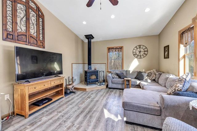 N2642 POPLAR RIDGE LANE, Peshtigo, WI 54157