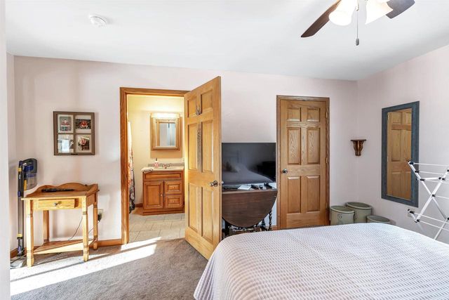 N2642 POPLAR RIDGE LANE, Peshtigo, WI 54157