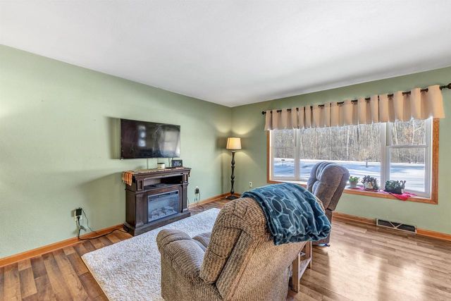 N2642 POPLAR RIDGE LANE, Peshtigo, WI 54157