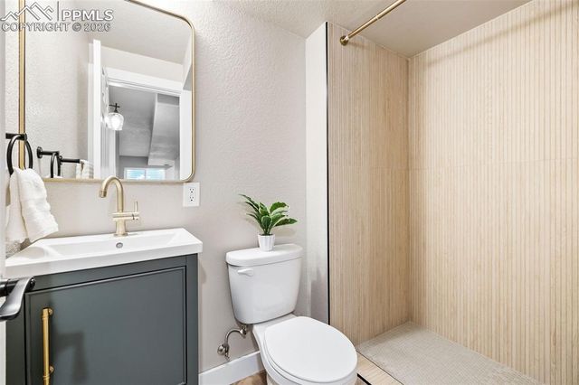 2815 Richmond Drive, Colorado Springs, CO 80922