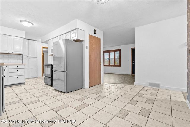 1570 S Williamston Road, Dansville, MI 48819