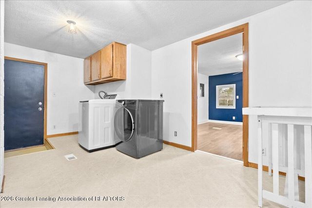 1570 S Williamston Road, Dansville, MI 48819